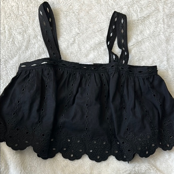 Bluivy Black Ruffled Sleeveless Crop Top - Picture 1 of 6